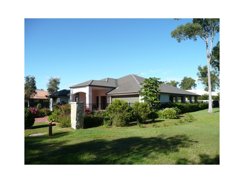 24 Bournda Close, Parkinson QLD 4115