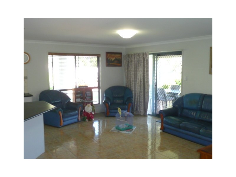 24 Bournda Close, Parkinson QLD 4115