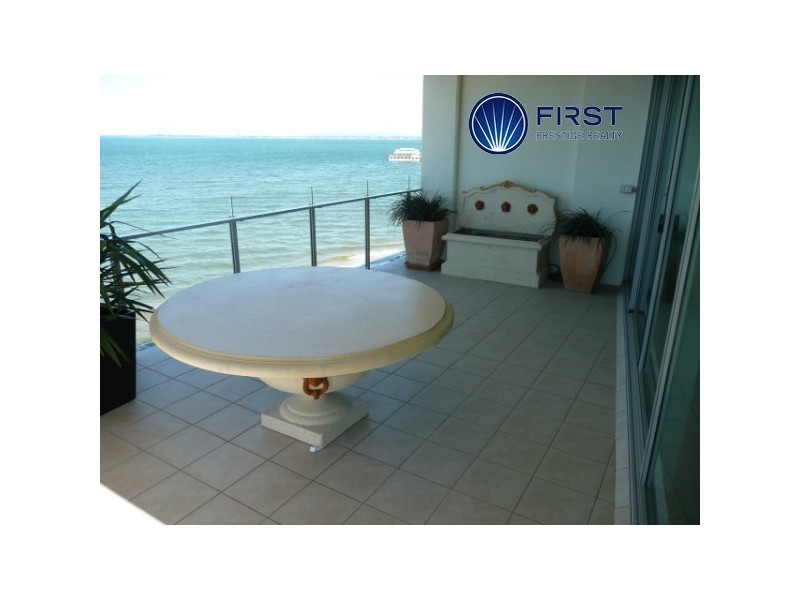 6-12 Oxley Avenue, Woody Point QLD 4019