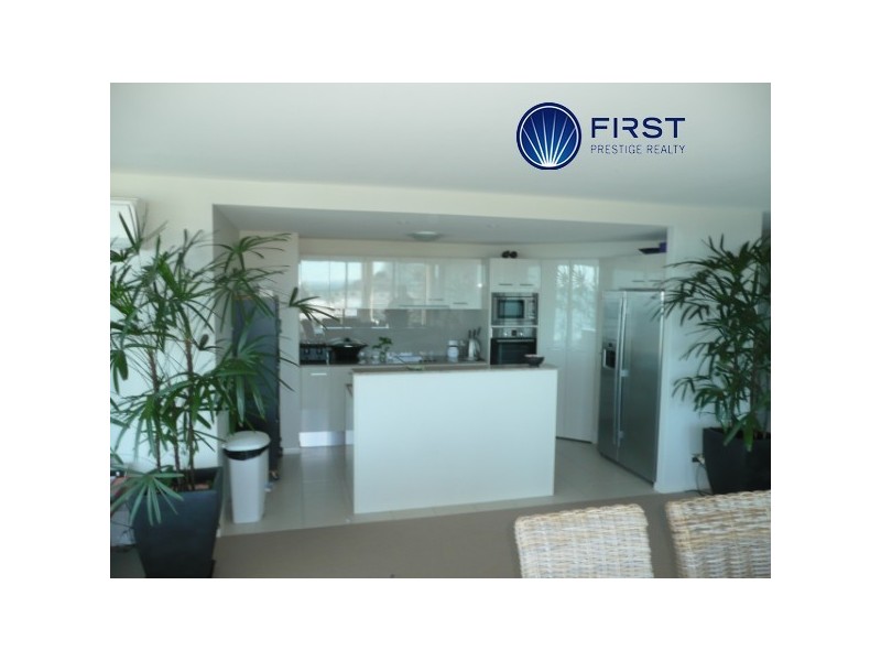 6-12 Oxley Avenue, Woody Point QLD 4019