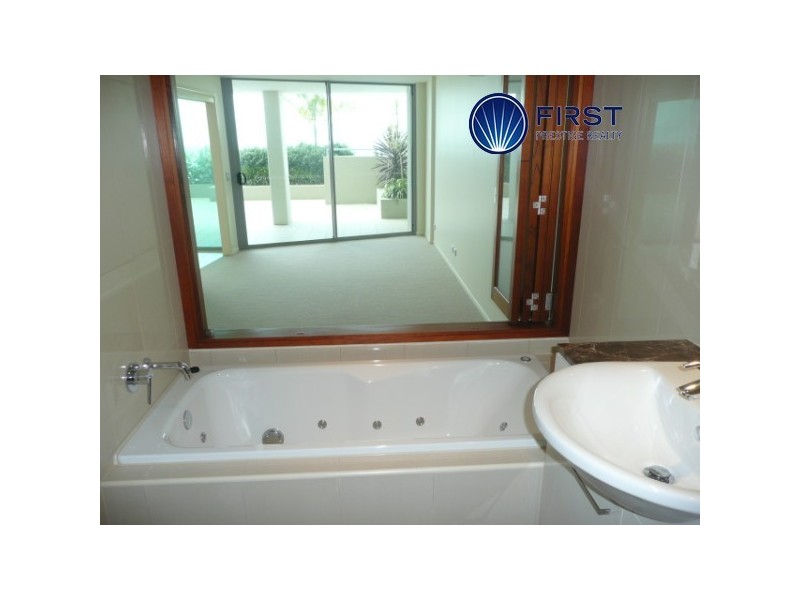 6-12 Oxley Avenue, Woody Point QLD 4019