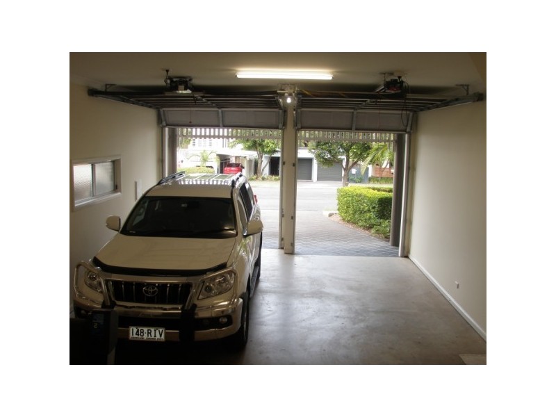 39 Boswell Tce, Wynnum QLD 4178