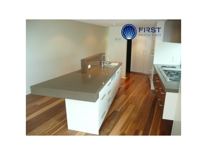 16 Prince Edward Parade, Redcliffe QLD 4020