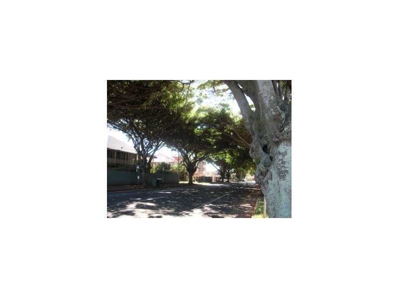 1 / 16 Prince Edward Parade, Redcliffe QLD 4020