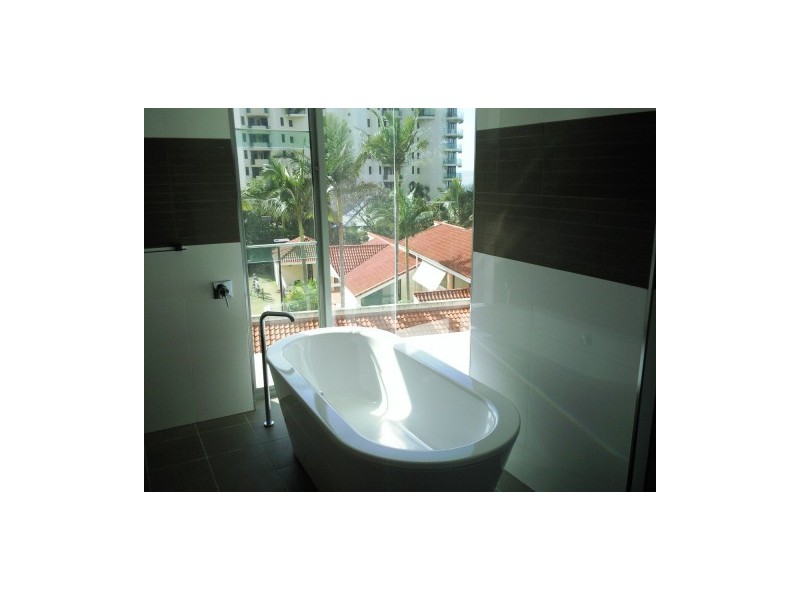 7 / 16 Prince Edward Parade, Redcliffe QLD 4020