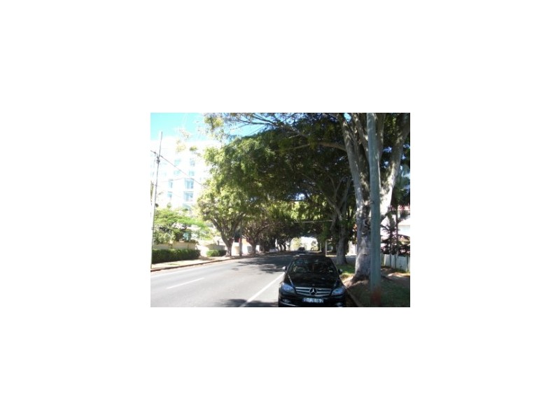 7 / 16 Prince Edward Parade, Redcliffe QLD 4020