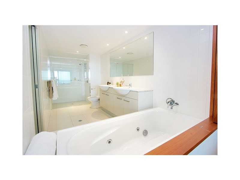 6-12 Oxley Avenue, Woody Point QLD 4019