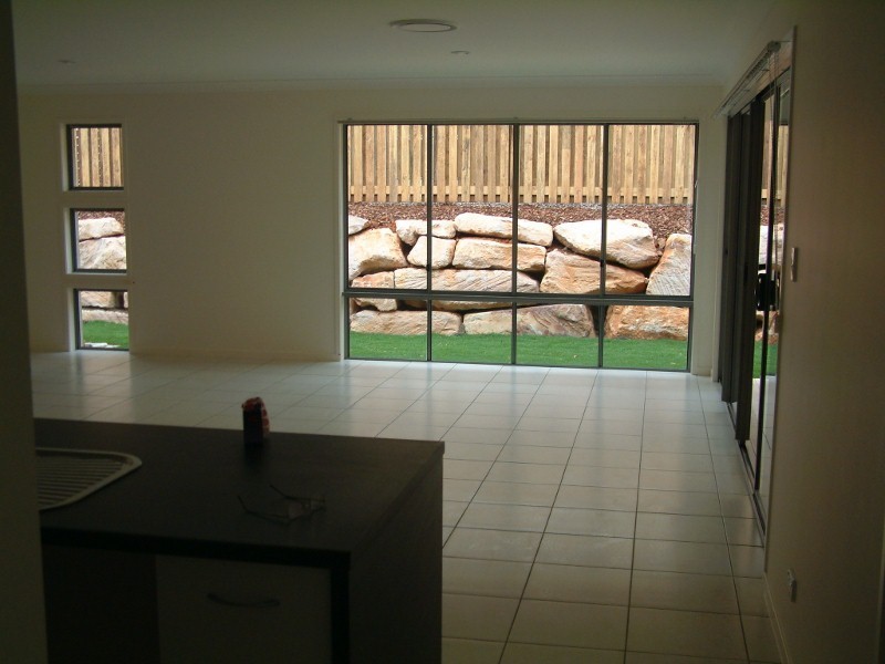 6 Argus Place, Kallangur QLD 4503