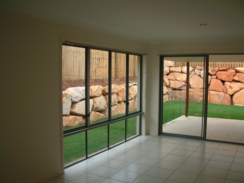 6 Argus Place, Kallangur QLD 4503