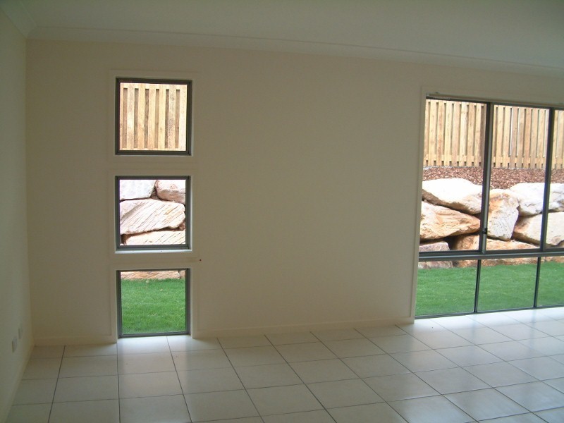 6 Argus Place, Kallangur QLD 4503