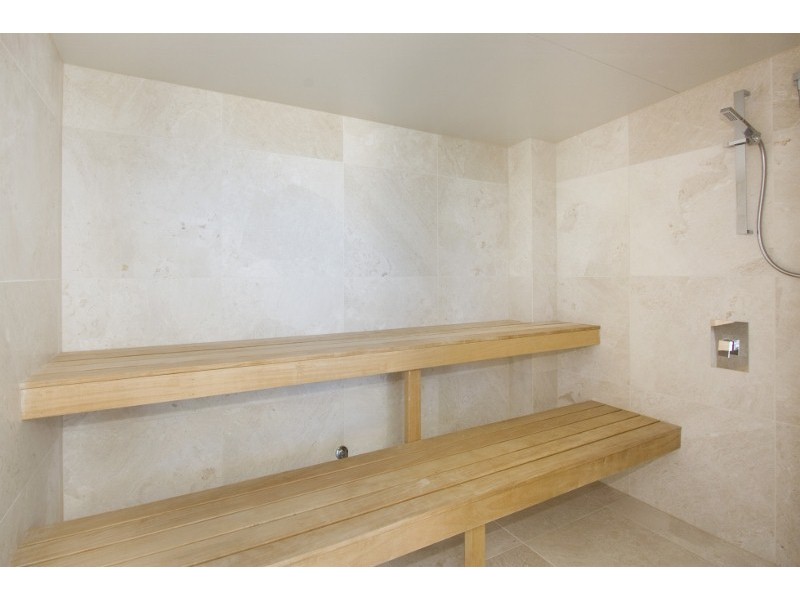 13/1 Northcliffe Terrace, Surfers Paradise QLD 4217