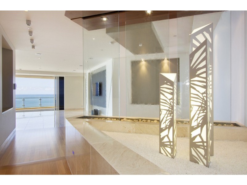 3/1 Northcliffe Terrace, Surfers Paradise QLD 4217