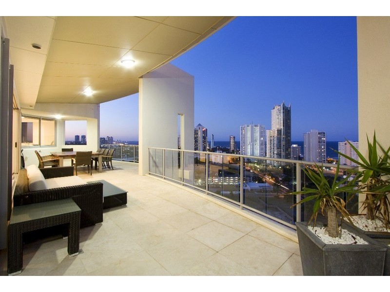 21  Cypress Avenue, Surfers Paradise QLD 4217