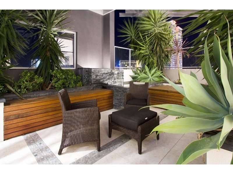 21  Cypress Avenue, Surfers Paradise QLD 4217