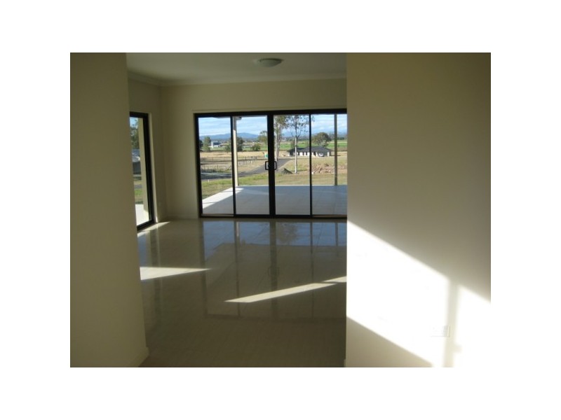 1 Mountain View drive, Gatton QLD 4343
