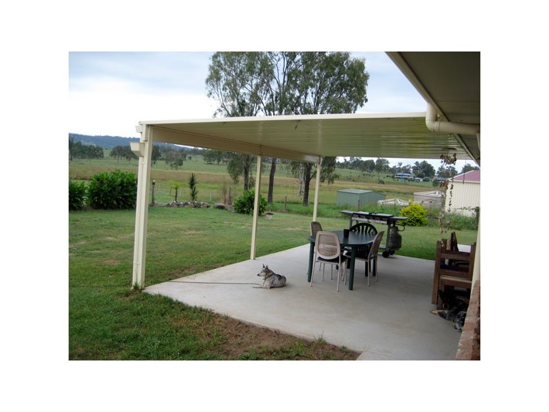 8 Lowien, Kensington Grove QLD 4341