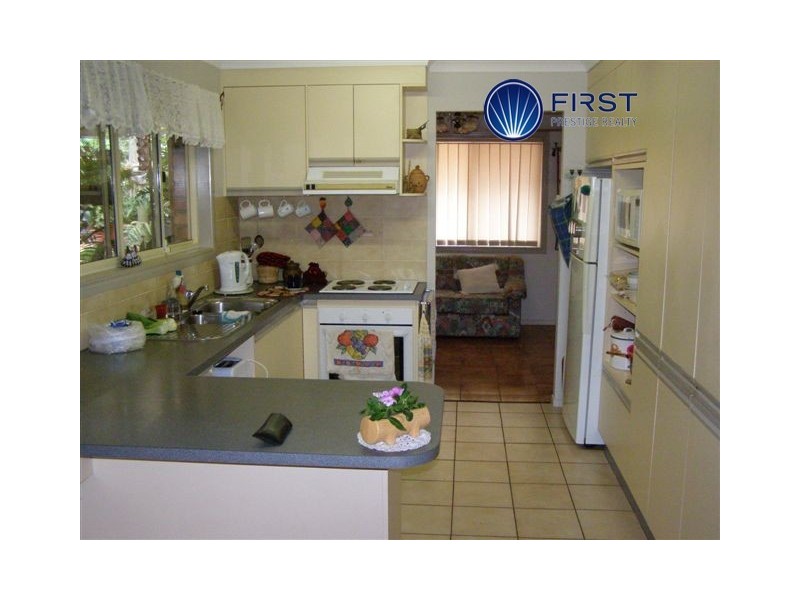 16 Galliano CT, Calamvale QLD 4116