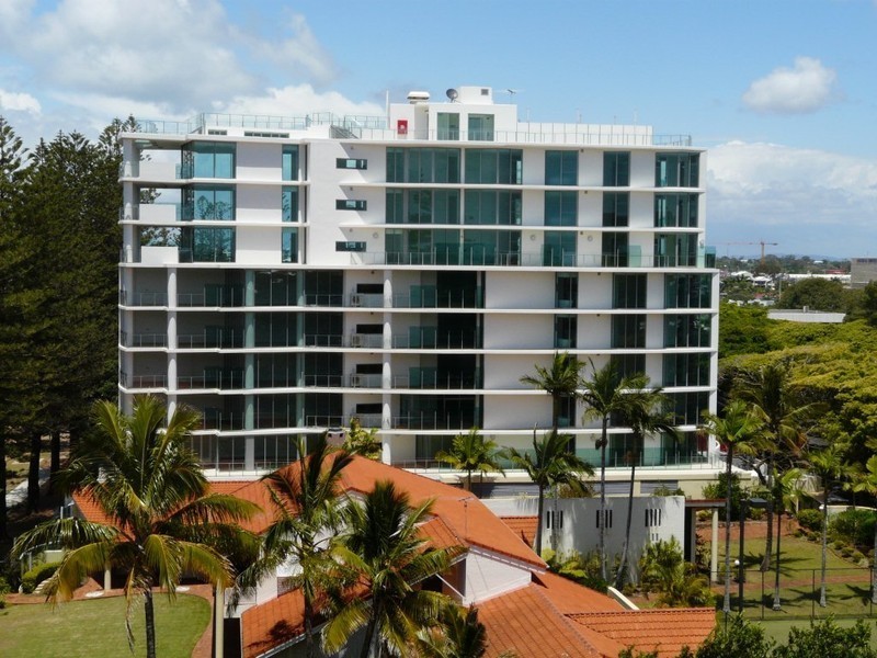 9/16 Prince Edward Parade, Redcliffe QLD 4020