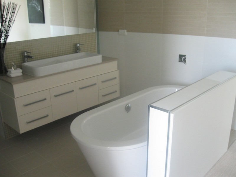 9/16 Prince Edward Parade, Redcliffe QLD 4020