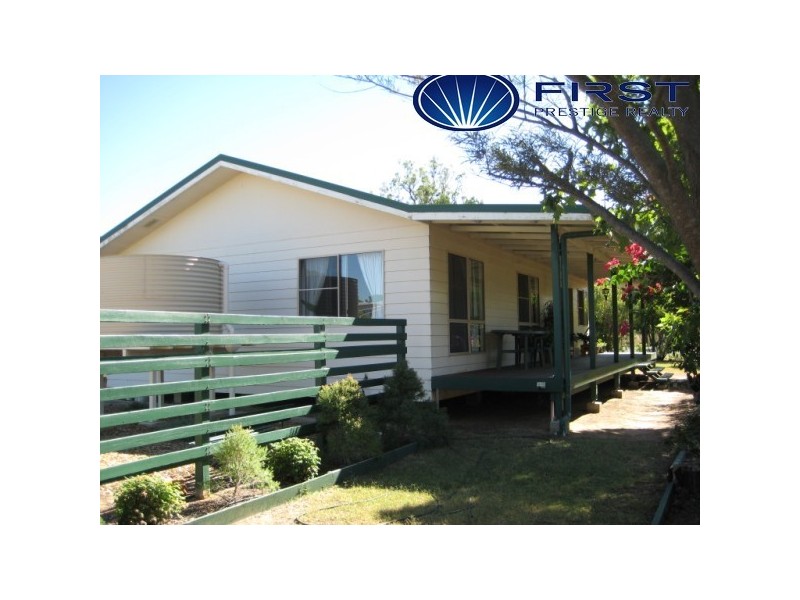 2 Cheetham, Cecil Plains QLD 4407