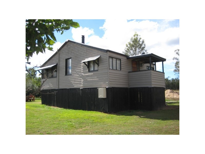 198 Cecil Plains Cemetery Road, Cecil Plains QLD 4407