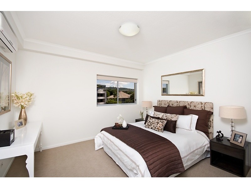 Indooroopilly QLD 4068