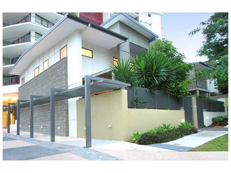 20a Manning, Milton QLD 4064