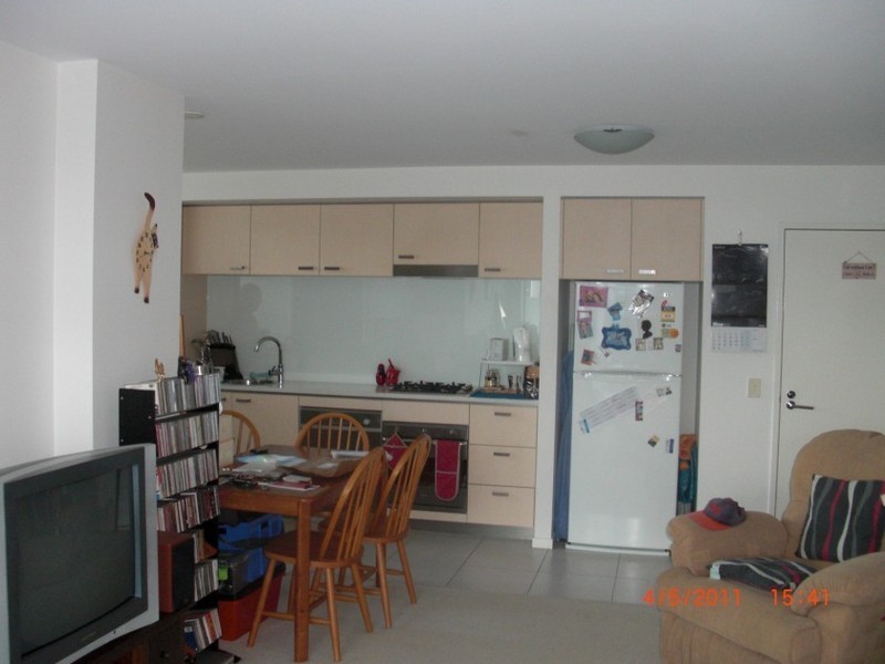 19/15 Walsh Street, Milton QLD 4064