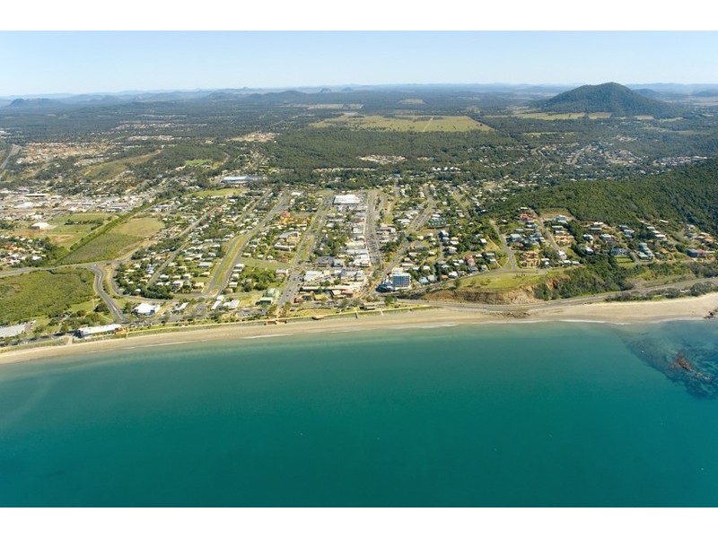 1 Cnr Adelaide and Cliff Streets, Yeppoon QLD 4703