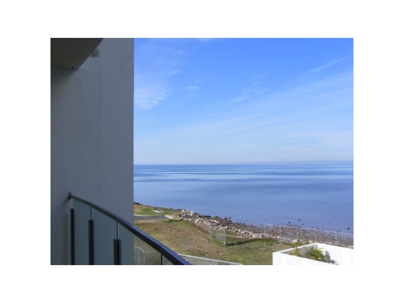 204/14 Oxley Avenue, Woody Point QLD 4019