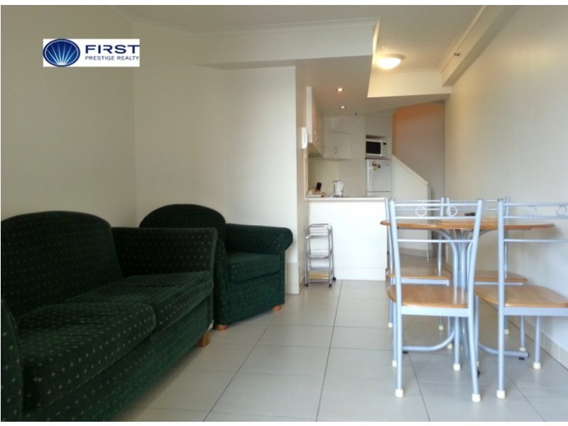 28/452 Marine Parade, Biggera Waters QLD 4216