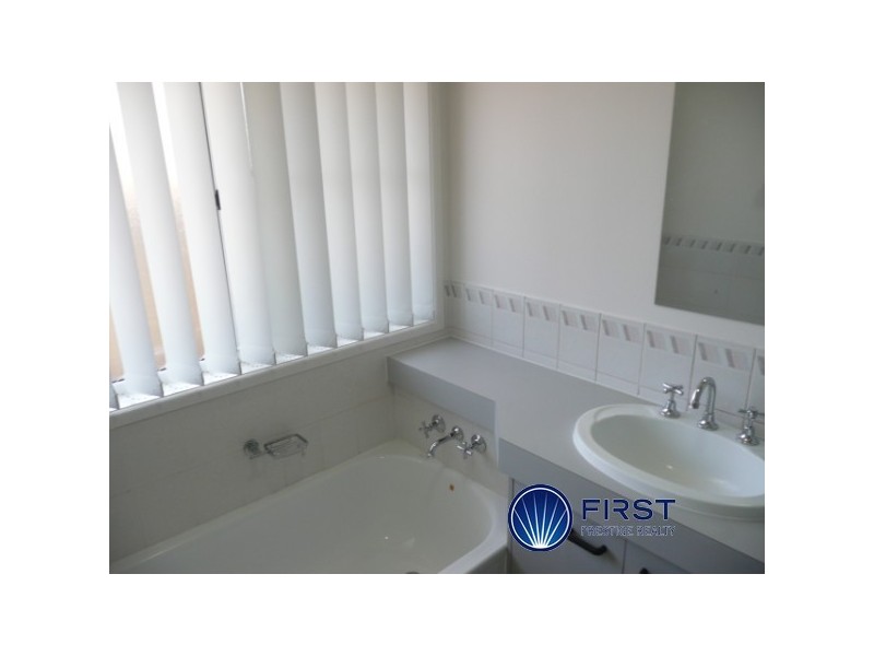 18 Alicia CT, Camira QLD 4300