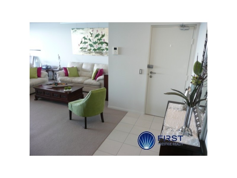 6-12 Oxley Ave, Woody Point QLD 4019