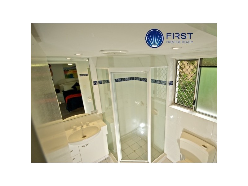 136 The Esplanade, Burleigh Heads QLD 4220