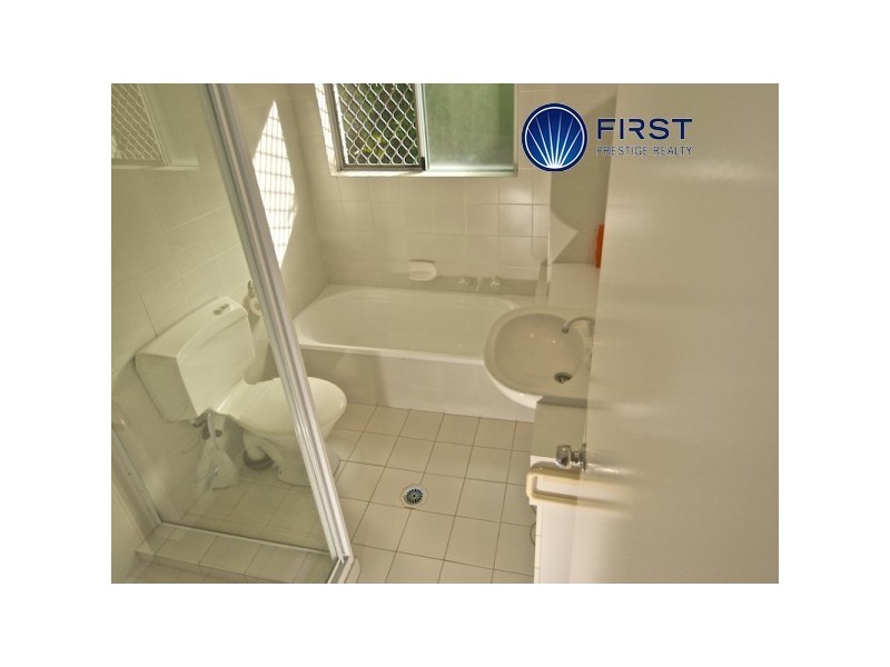 136 The Esplanade, Burleigh Heads QLD 4220