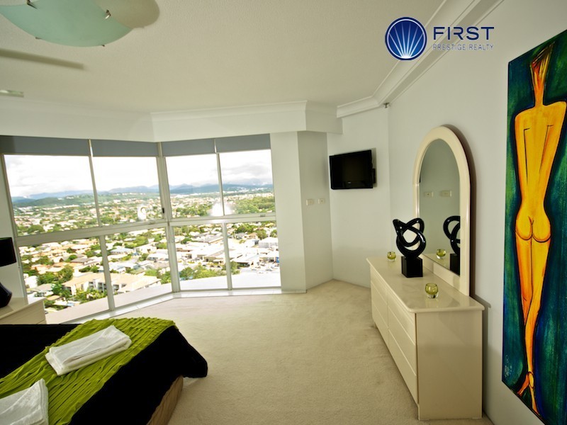 22E/238 The Esplanade, Miami QLD 4220