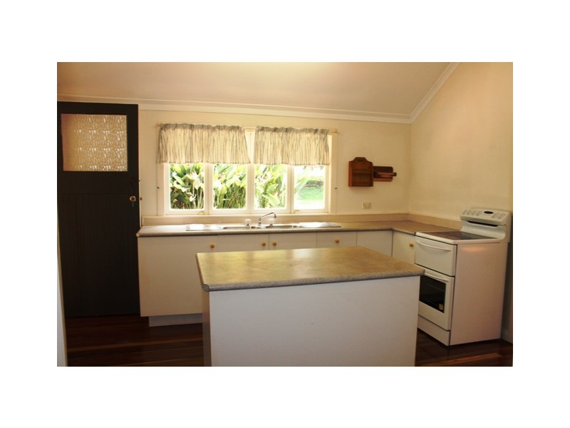 80 to 82 Benowa Street, Tamborine Mountain QLD 4272