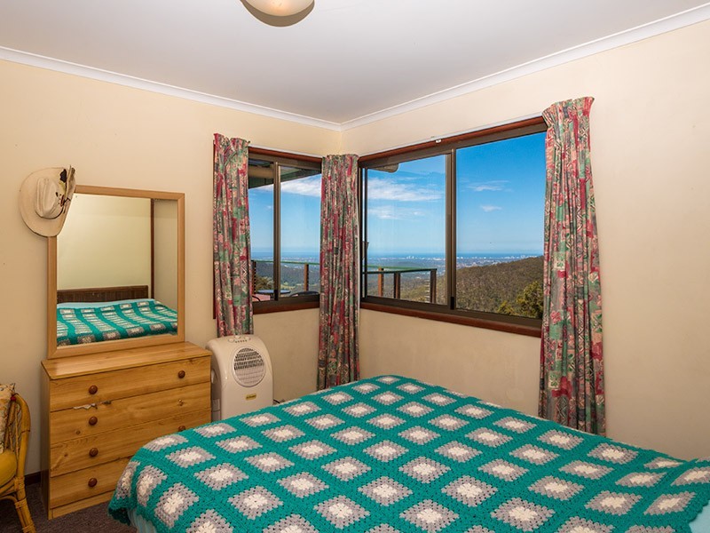 9 Kailas Court, Tamborine Mountain QLD 4272