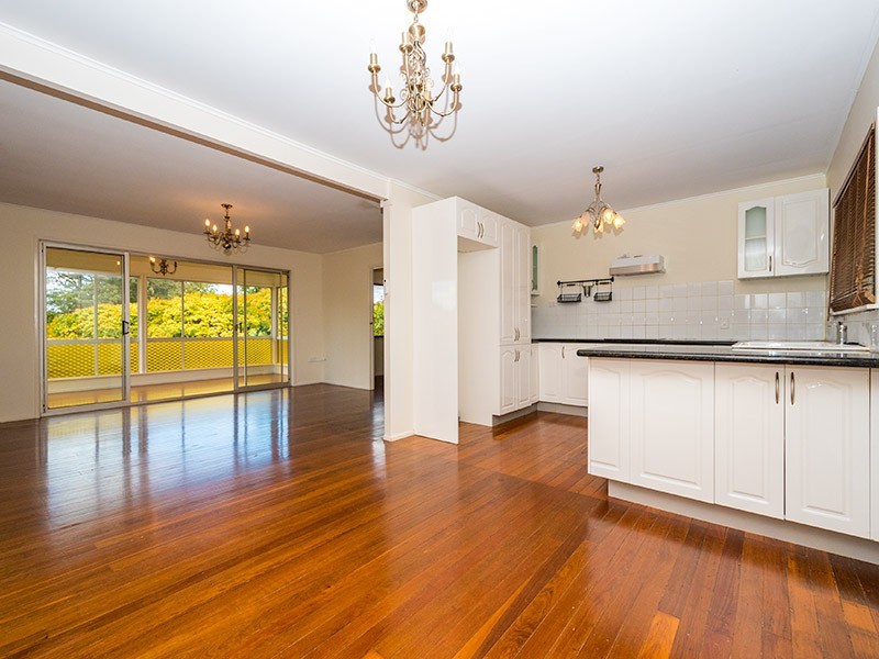 1 Manitzky, Tamborine Mountain QLD 4272