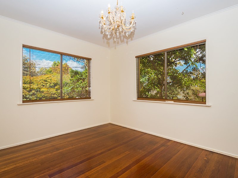 1 Manitzky, Tamborine Mountain QLD 4272