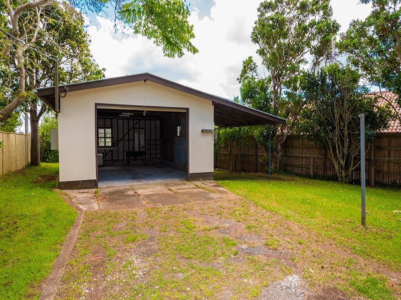 1 Manitzky, Tamborine Mountain QLD 4272