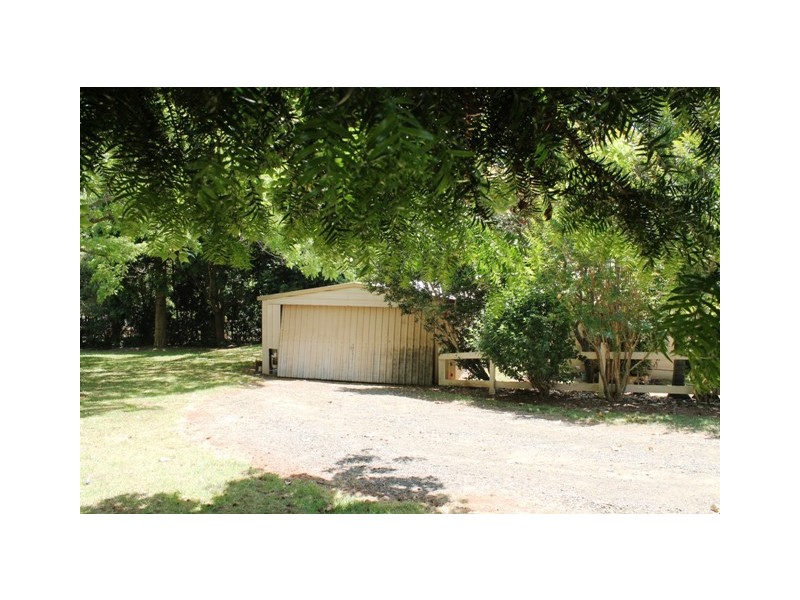 21 Bateke Road, Tamborine Mountain QLD 4272