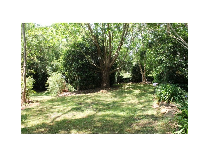 21 Bateke Road, Tamborine Mountain QLD 4272