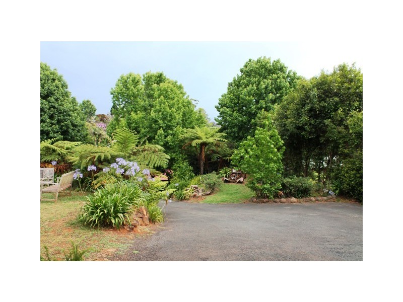 70 Pacific Parade, Tamborine Mountain QLD 4272