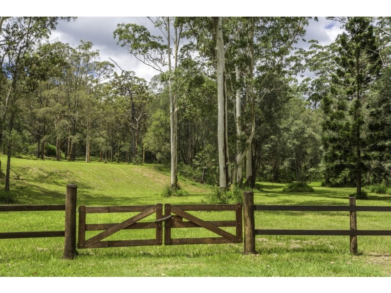 Wongawallan QLD 4210