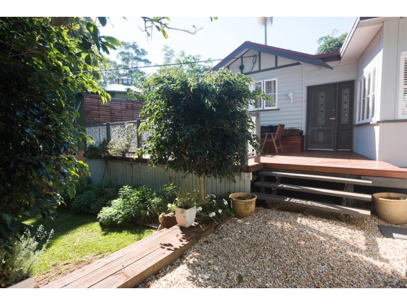 100 Long Road, Tamborine Mountain QLD 4272