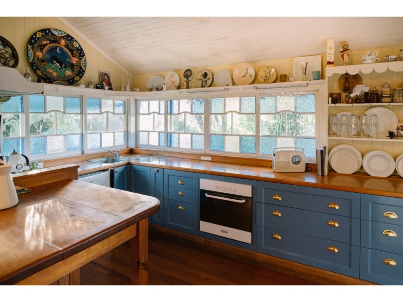 216 to 226 Cnr Curtis and Long Rd, Tamborine Mountain QLD 4272