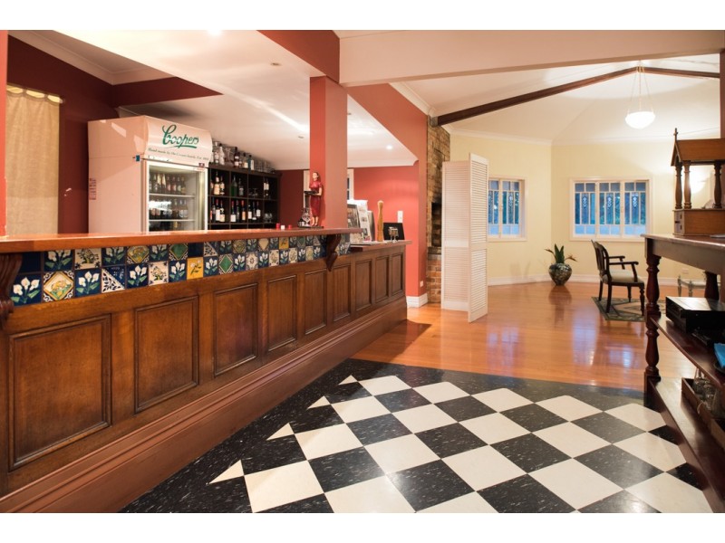 216 to 226 Cnr Curtis and Long Rd, Tamborine Mountain QLD 4272