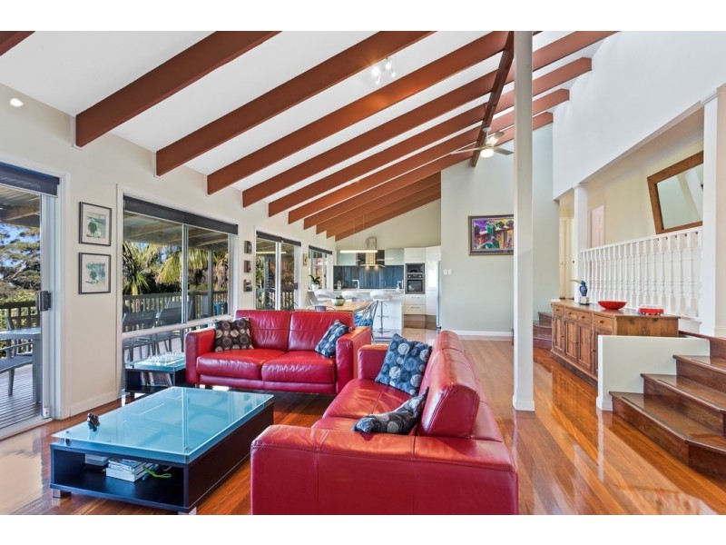 50 Paradise Drive, Tamborine Mountain QLD 4272