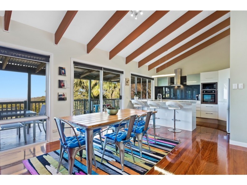50 Paradise Drive, Tamborine Mountain QLD 4272